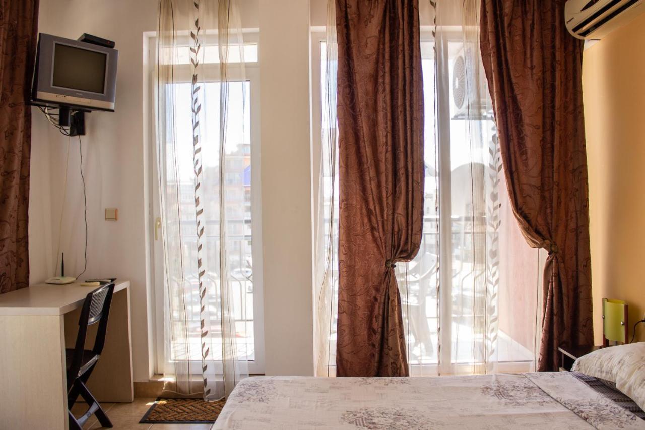 Central Couple Studio Pomorie Exterior photo
