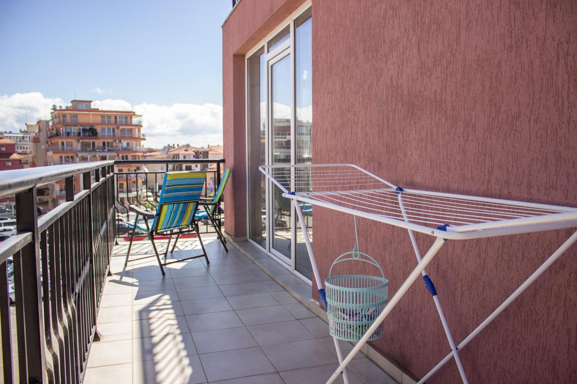 Central Couple Studio Pomorie Exterior photo